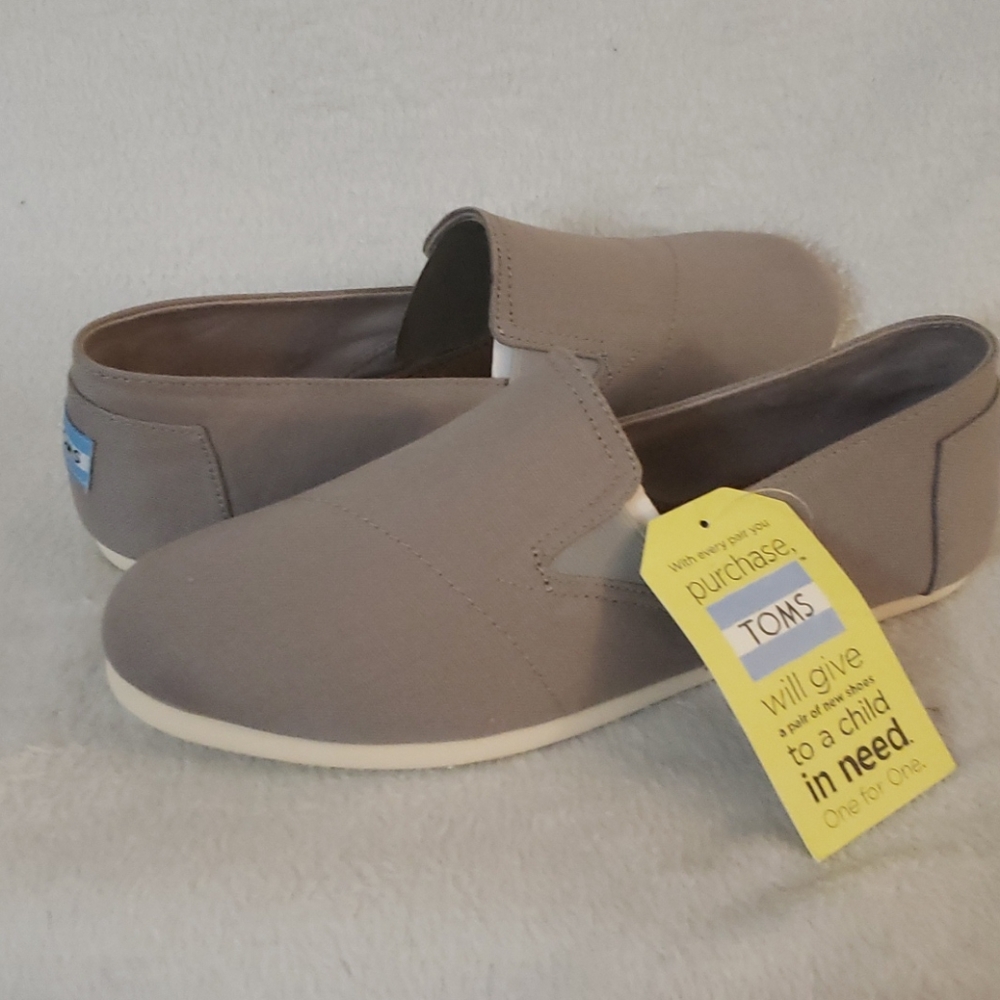 Toms